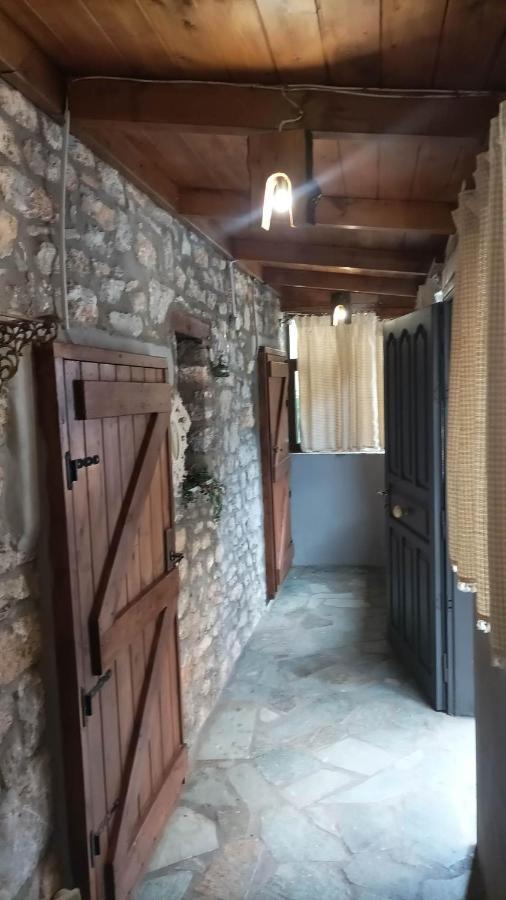 Ferienwohnung Αυθεντικό Πετρινο Στην Ναύπακτο Nafpaktos Exterior foto