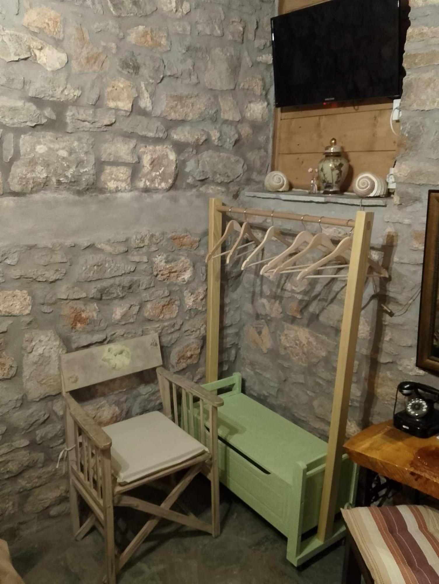 Ferienwohnung Αυθεντικό Πετρινο Στην Ναύπακτο Nafpaktos Zimmer foto